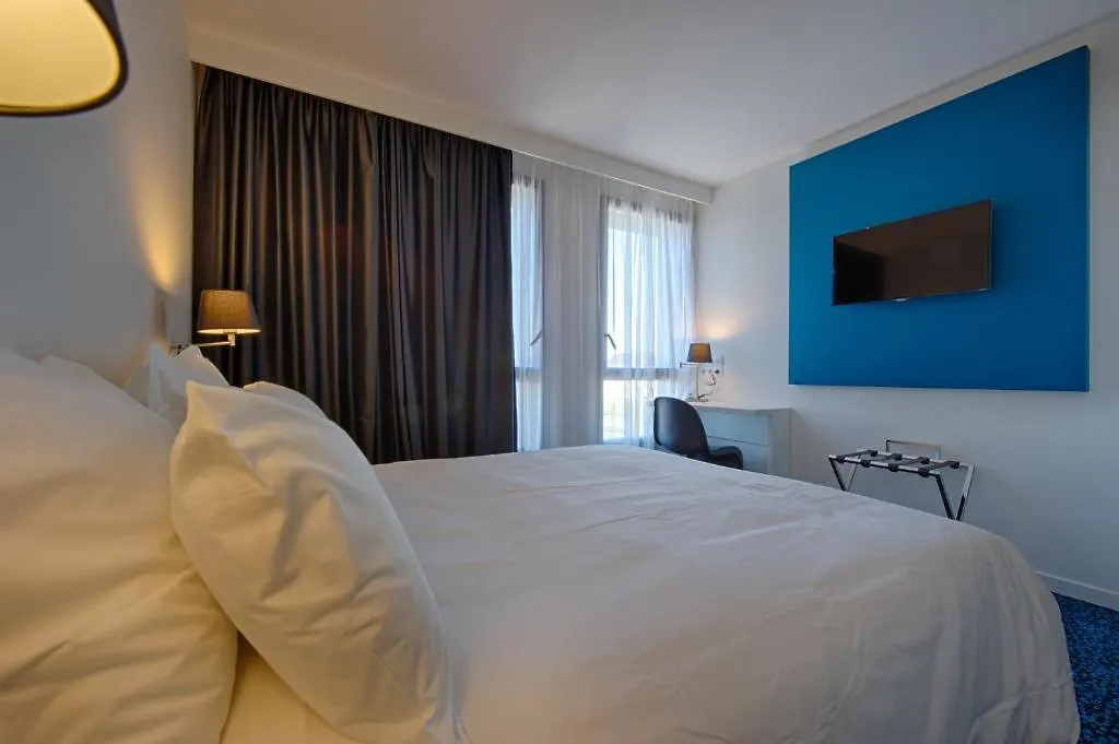 ***  Nex Hotel Ταρμπ Γαλλία
